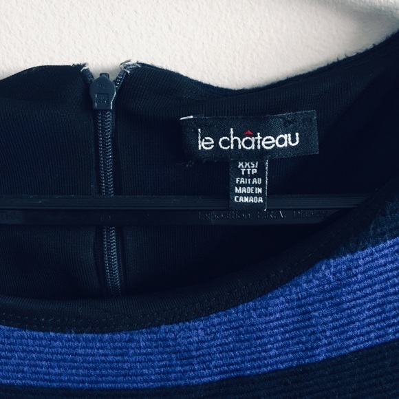 Le Chateau Dress - Picture 2 of 6